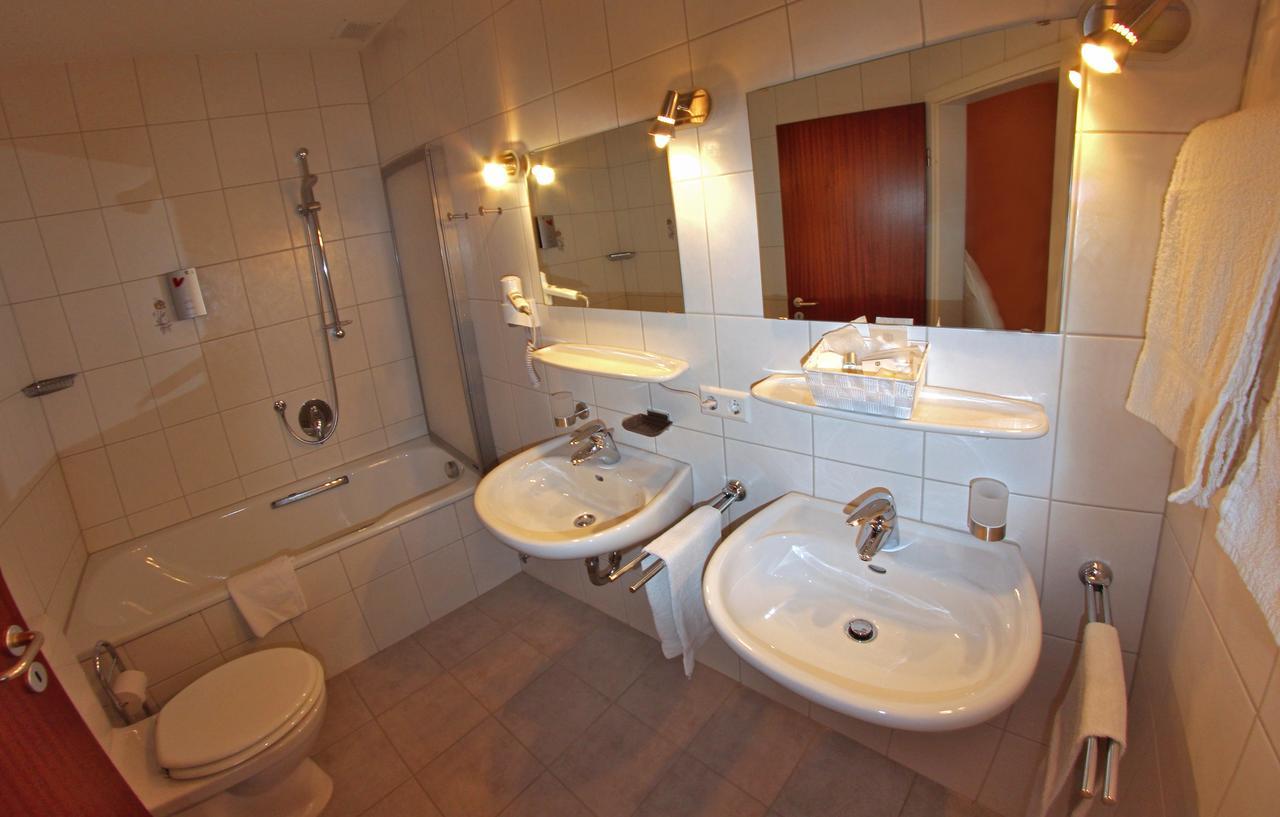 Gesundheitshotel Roessle Bad Wurzach Buitenkant foto